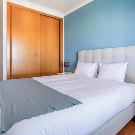 Modern & Bright 2 Bdr By Lovelystay * Portimao