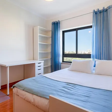 Modern & Bright 2 Bdr By Lovelystay Portimao