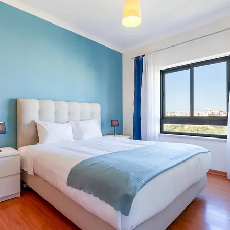 Modern & Bright 2 Bdr By Lovelystay Portimao