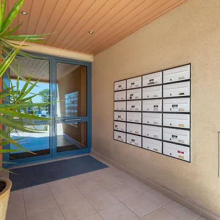 Appartement Modern & Bright 2 Bdr By Lovelystay *