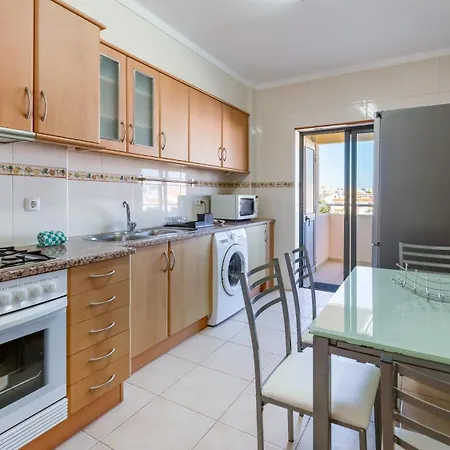 Modern & Bright 2 Bdr By Lovelystay Apartament Portimão