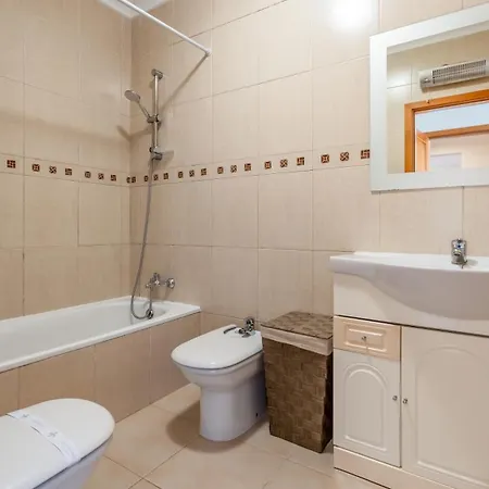 Modern & Bright 2 Bdr By Lovelystay Apartament Portimão